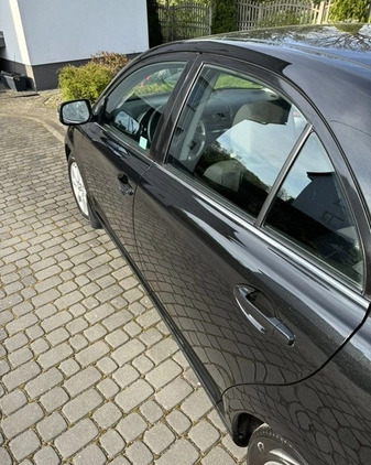Toyota Avensis cena 18600 przebieg: 187000, rok produkcji 2007 z Sanok małe 37